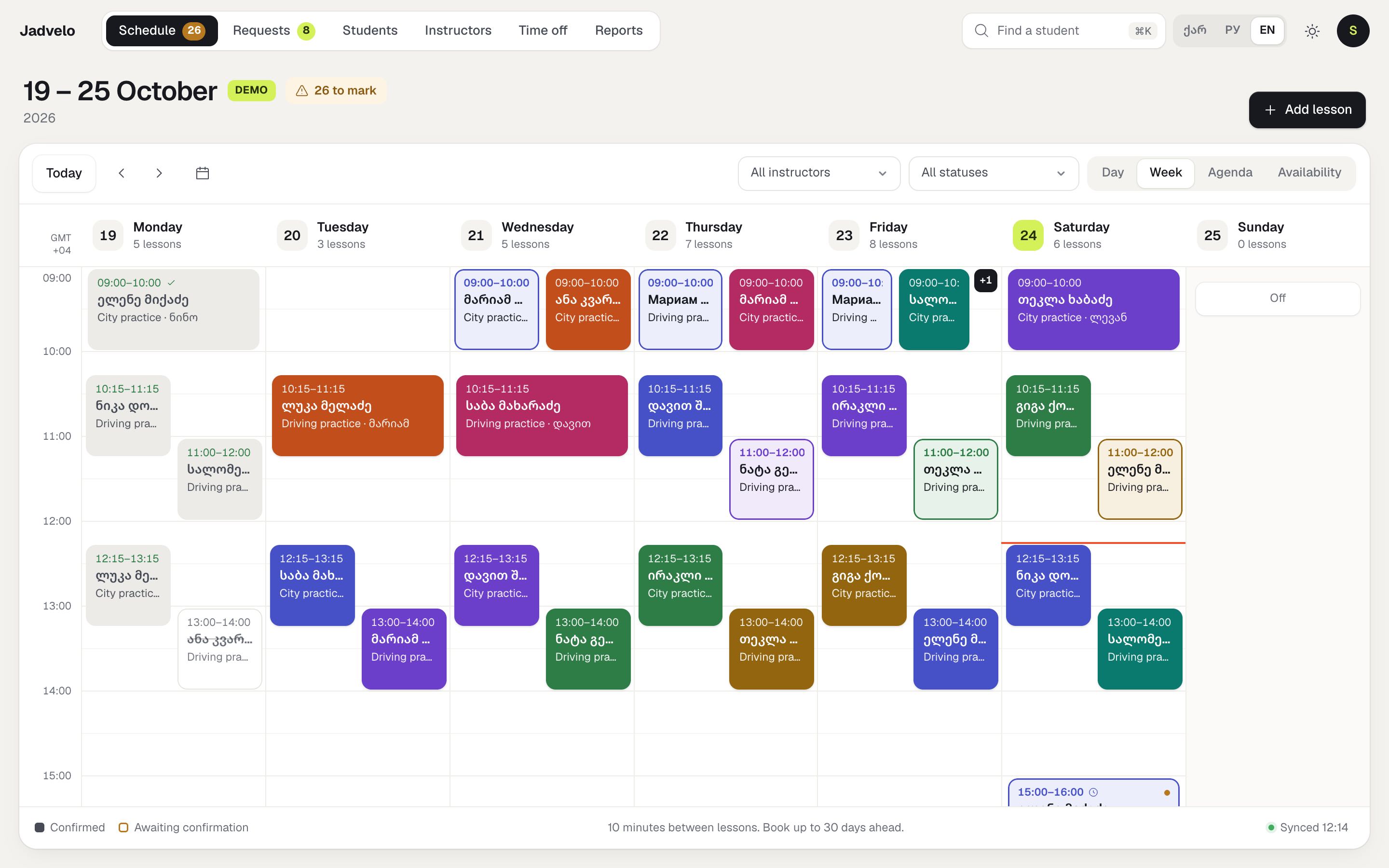 Jadvelo week view with lessons for eight instructors